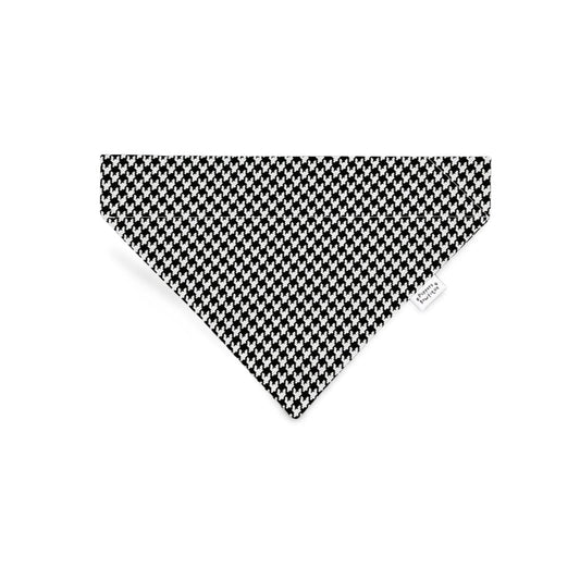 Over the Collar Black & White Houndstooth Dog Bandana - Puppers Bowtique